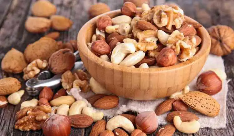 فوائد المكسرات لجسم الإنسان